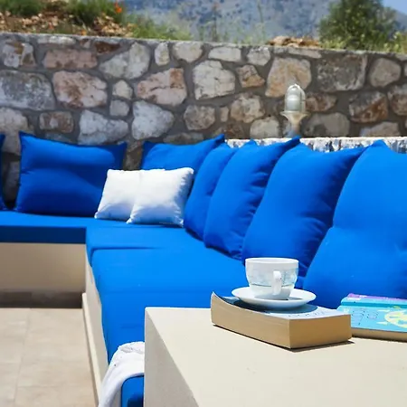 Thalassini * Agia Efimia