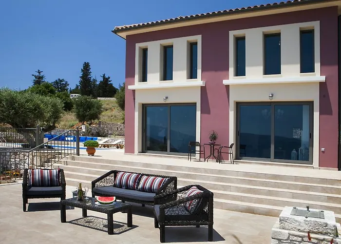 Thalassini أيّا إفيميا